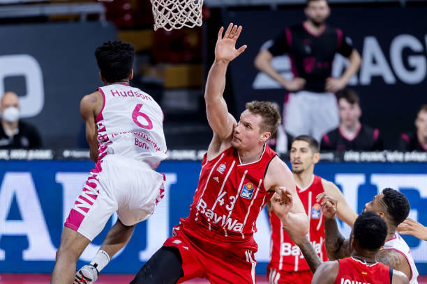 赛程密集的 赛程密集的