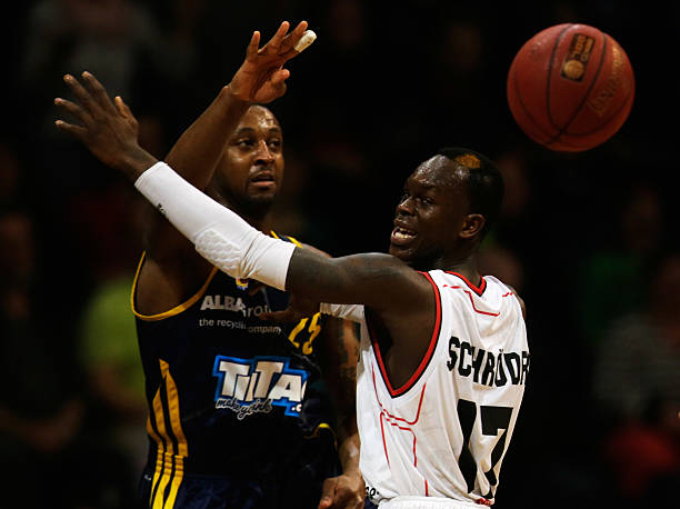 破门之旅中 破门之旅中