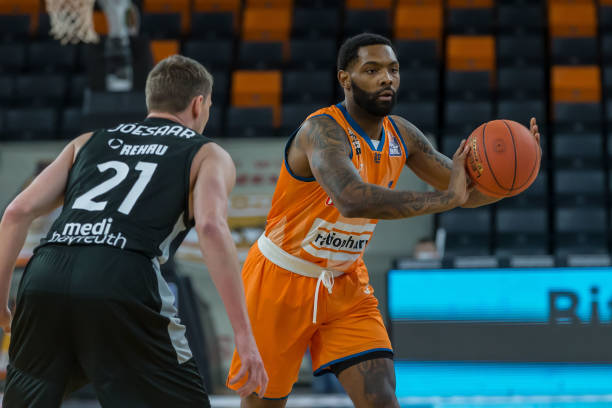 之间找到平 之间找到平